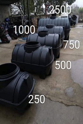 Moule de bâti de rotation de HDPE de Lldpe pour le réservoir d'eau 5000L