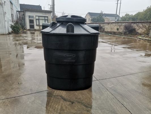 Fabricant de moules pour réservoirs d'eau super grands de 10000L Moule rotatif pour réservoirs en plastique domestique