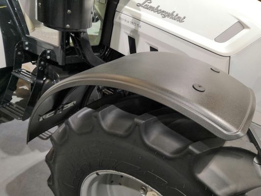 Moule de moulage de rotation pour le tracteur