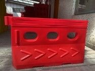 Barrière 1350x750mm de route de produits de moulage de rotation 3 trous
