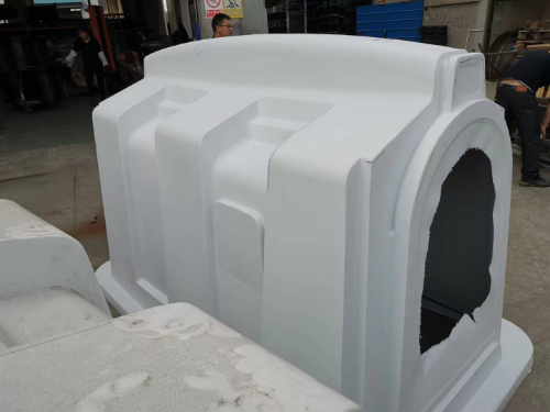 Veau Hutch Mould