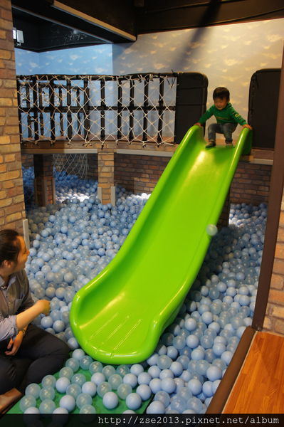 Moule de moulage de rotation pour le divertissement extérieur Equiqment d'amusement