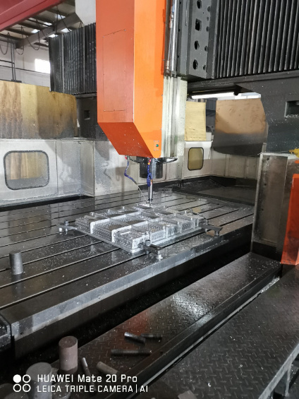 Lingotière de moulage d'aluminium pour le processus de moulage de rotation