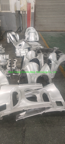 Customizie donnent à la lingotière une consistance rugueuse de moulage d'aluminium pour la chaise